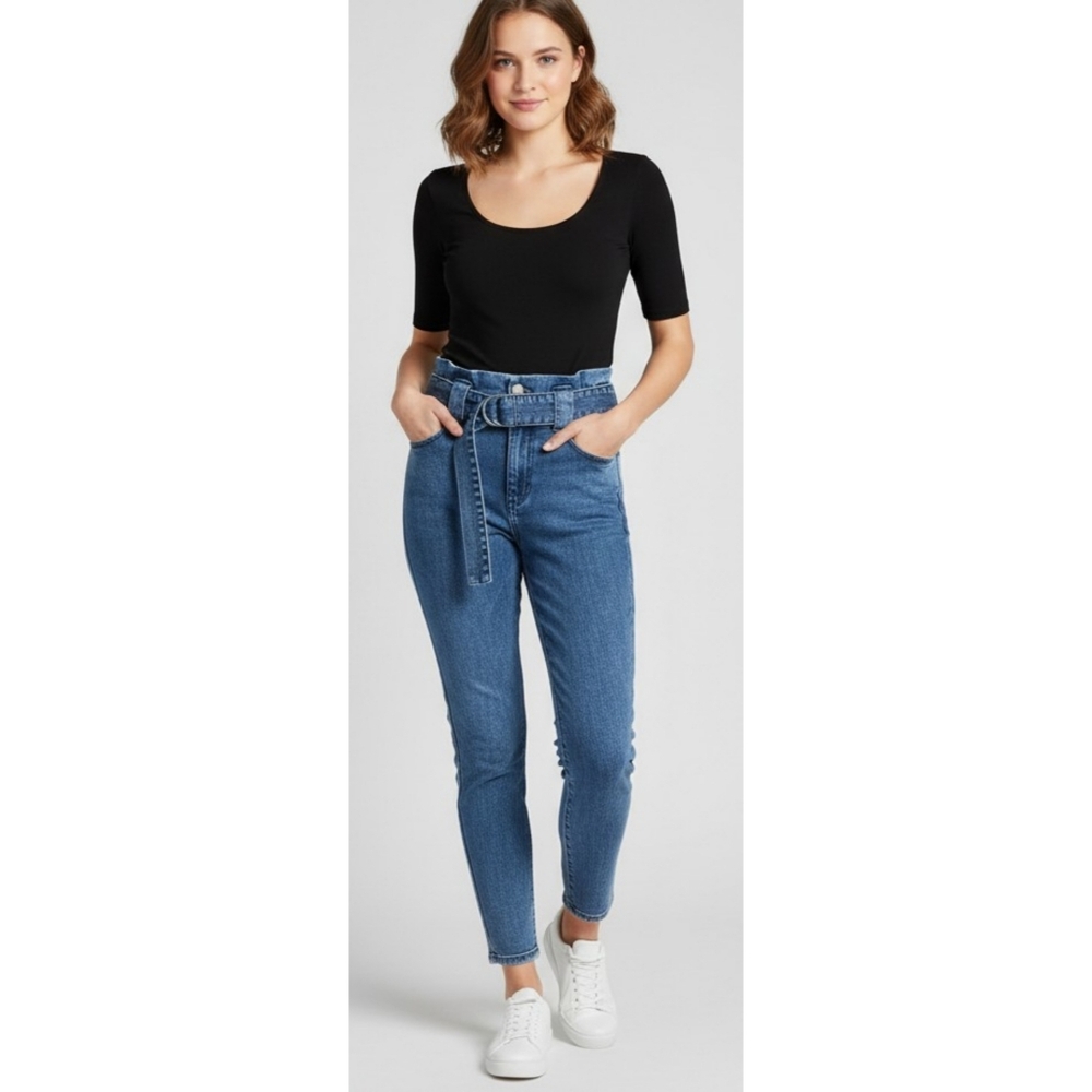 Express Super High Rise Paperbag Waist Ankle Jeans Medium Wash  Size 0